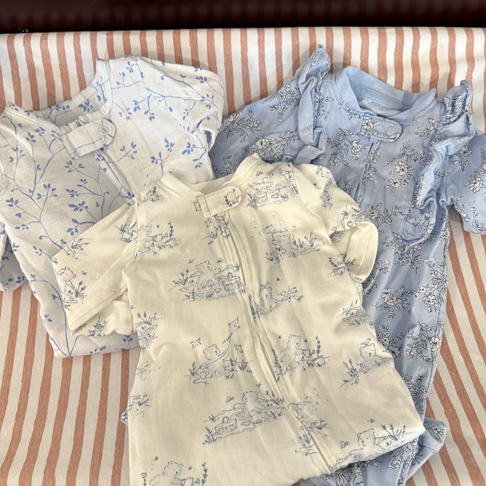 Baby Girl Onesies Bundle 0-3 months